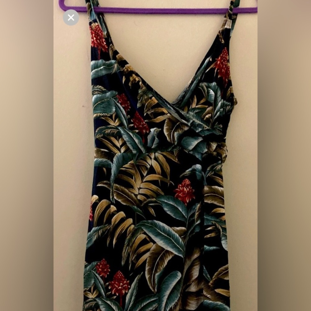 Forever 21 Cute Criss Cross Mini Dress